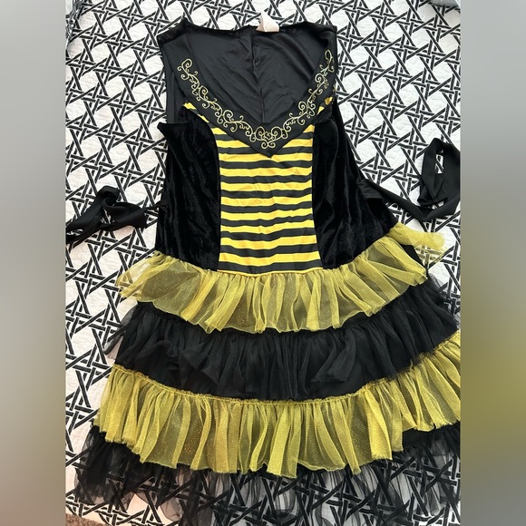 Other - Women’s Bumble Bee Costume - size 10-12
